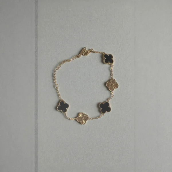 Sassi Black Clover Bracelet