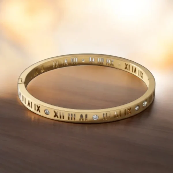 The Sahiban Cut-Out Bangle