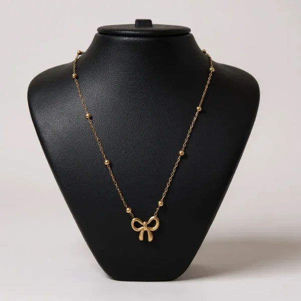 The Sweetheart Ribbon Necklace